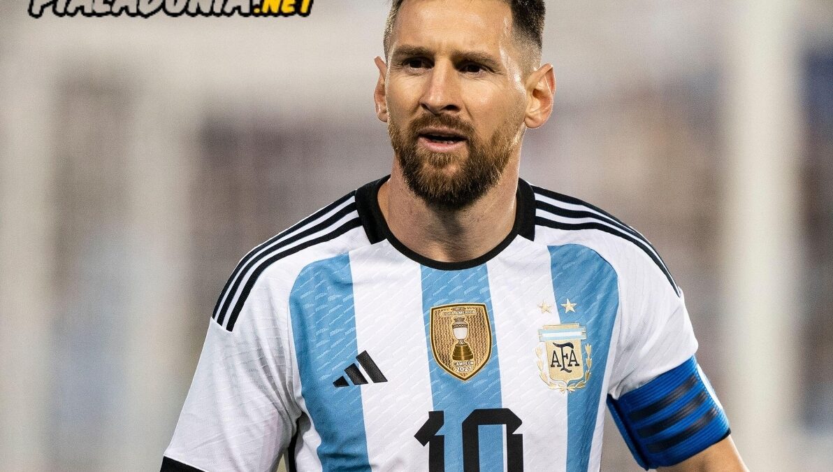 Jadi Favorit Juara, Lionel Messi Tak Takut dengan Siapa Saja Timnas Argentina menjadi favorit untuk menjuarai Piala Dunia 2022. Hal itu rupanya membuat Lionel Messi cs tidak takut dengan siapa saja.