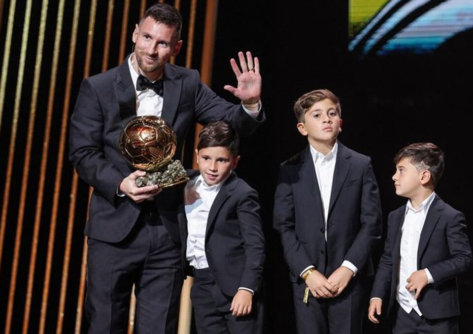 Messi seperti Manusia Normal di Rumah, Jadi Kepala Keluarga Merangkap Sopir