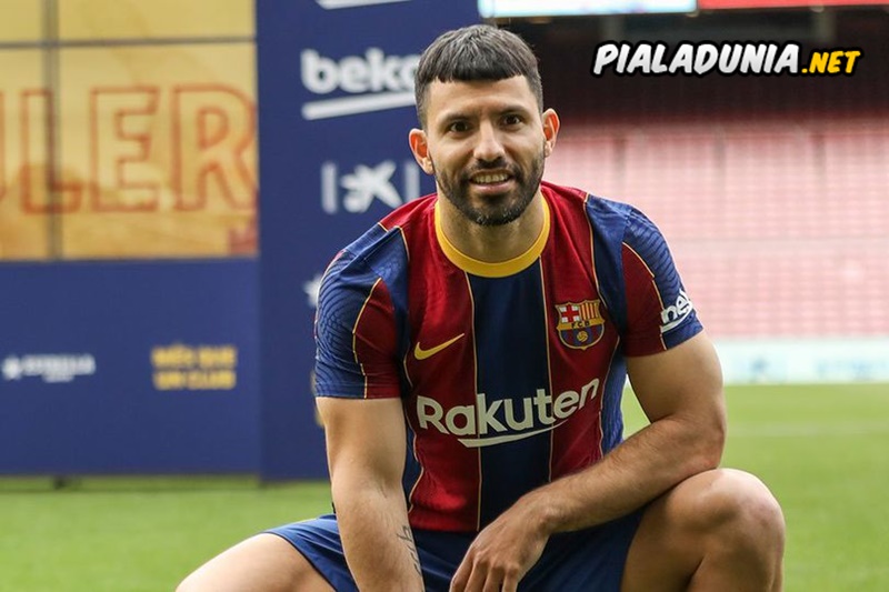 Sergio Aguero Di tawari Jersey Nomor 10 Messi di Barcelona, Kenapa Di tolak?